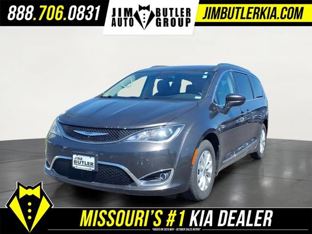 Used 2018 Chrysler Pacifica Touring-L w/ Advanced Safetytec Group FWD image 1