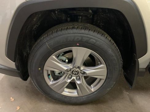 New 2025 Toyota RAV4 XLE image 29