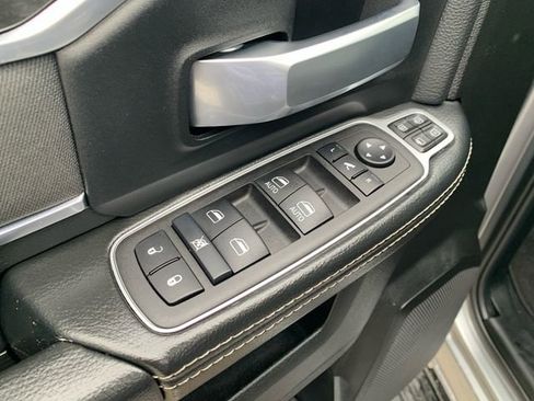 Used 2024 RAM 2500 Big Horn w/ Bed Utility Group image 19