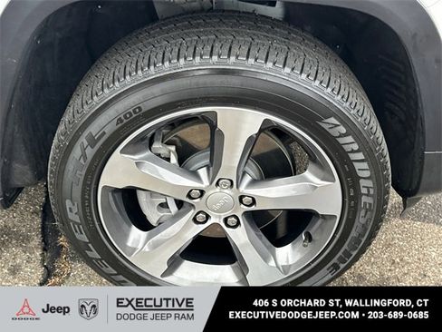 Used 2023 Jeep Grand Cherokee 4xe image 7