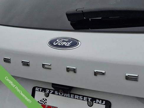Used 2022 Ford Escape SE w/ Convenience Package FWD image 30