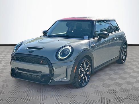 Certified 2023 MINI Cooper S image 3