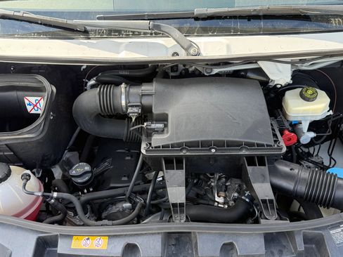 Used 2019 Mercedes-Benz Sprinter 170 w/ Chrome Grille Package image 21