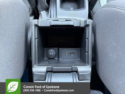 Used 2017 Ford Focus ST FWD image 29