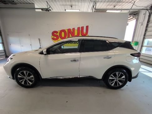 Used 2024 Nissan Murano SV AWD/4WD image 2