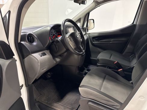 Used 2019 Nissan NV200 S FWD image 24