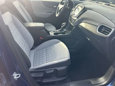 Used 2023 Chevrolet Equinox LS w/ LS Convenience Package AWD/4WD image 17