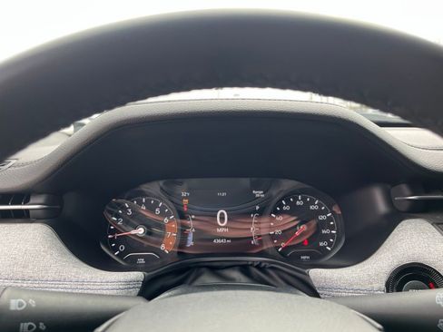 Used 2024 Jeep Compass Latitude AWD/4WD image 22