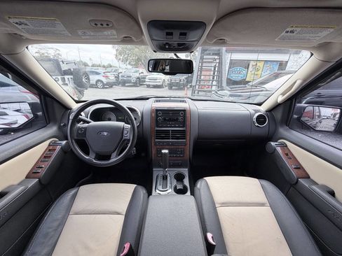 Used 2010 Ford Explorer Eddie Bauer image 21