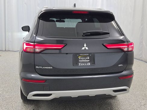 Used 2024 Mitsubishi Outlander SEL image 17