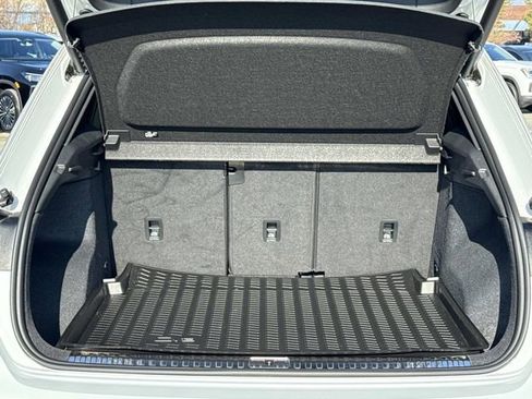 Certified 2025 Audi Q3 2.0T Premium Plus w/ Premium Plus Package image 30