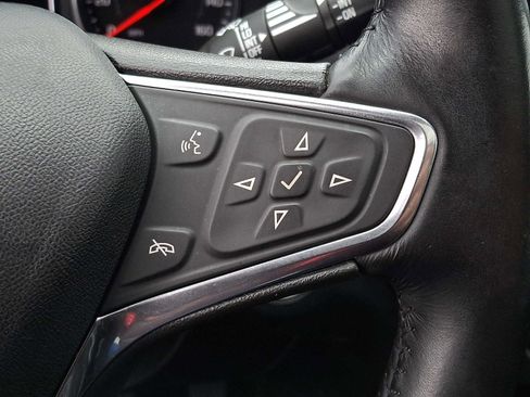 Used 2019 Chevrolet Equinox Premier image 23