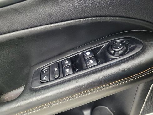 Used 2019 Jeep Compass Sport image 27