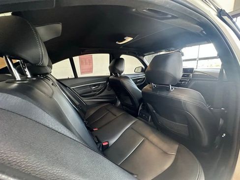 Used 2017 BMW 330i xDrive Sedan image 16