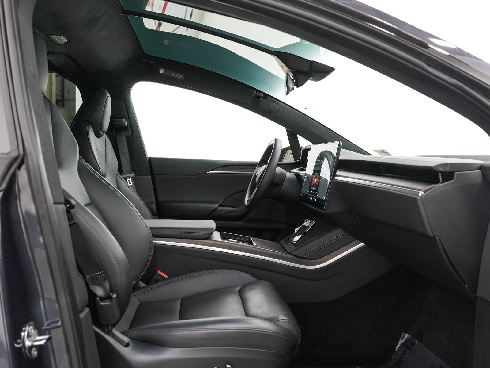 Used 2024 Tesla Model X AWD/4WD image 14