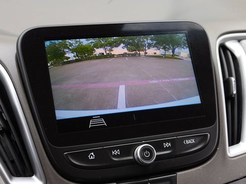 Used 2020 Chevrolet Malibu LS w/ Driver Confidence Package II FWD image 11
