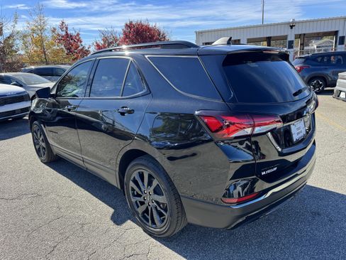 Used 2023 Chevrolet Equinox RS image 5