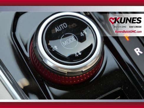 Used 2026 GMC Canyon AT4X w/ LPO, Black Badging Package AWD/4WD image 53