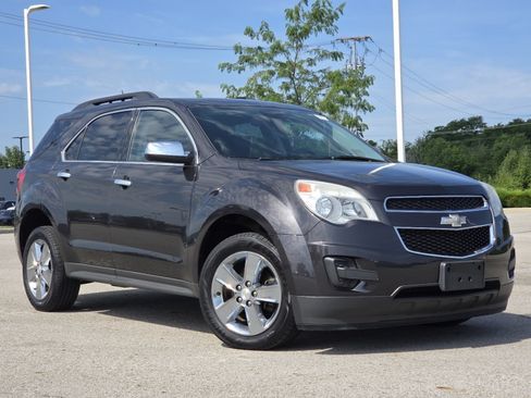 Used 2015 Chevrolet Equinox LT FWD image 2