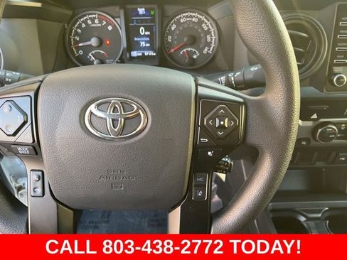 Used 2022 Toyota Tacoma SR AWD/4WD image 18