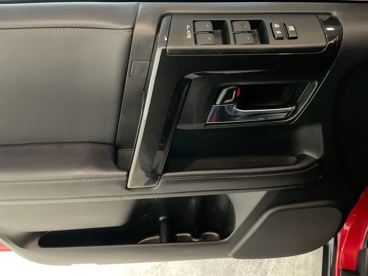 Certified 2023 Toyota 4Runner 40th Anniversary SE AWD/4WD image 13
