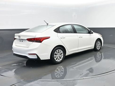 Used 2021 Hyundai Accent SE FWD image 19
