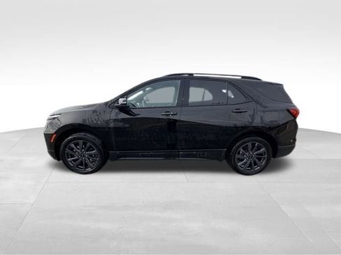 Used 2024 Chevrolet Equinox RS image 3