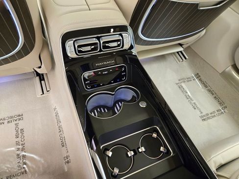 Used 2024 Mercedes-Benz Maybach S 580 4MATIC image 20