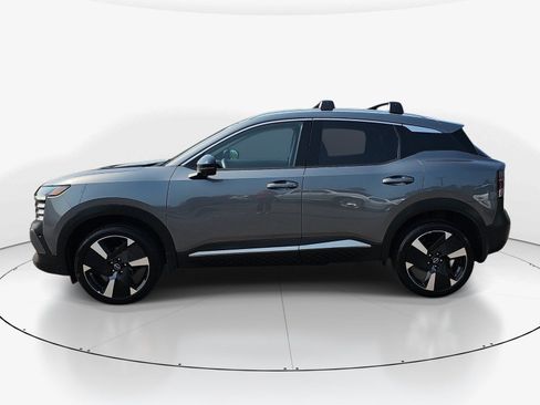 Used 2026 Nissan Kicks SR FWD image 7