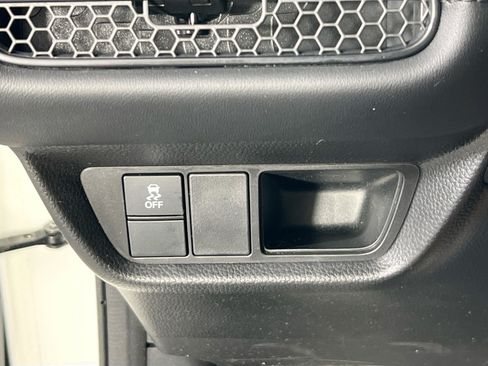 Used 2023 Honda HR-V LX image 10