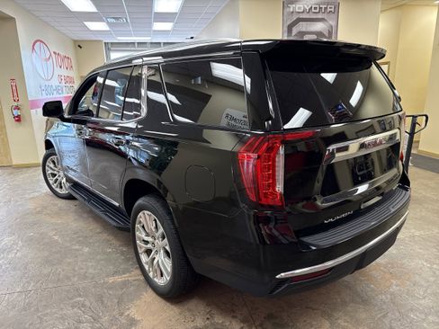 Used 2021 GMC Yukon SLT w/ SLT Luxury Plus Package AWD/4WD image 22