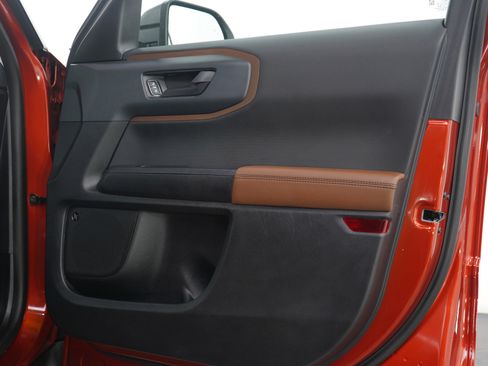 Used 2022 Ford Bronco Sport Outer Banks w/ Tech Package image 9