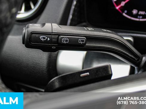 Used 2025 Mercedes-Benz GLB 250 image 29
