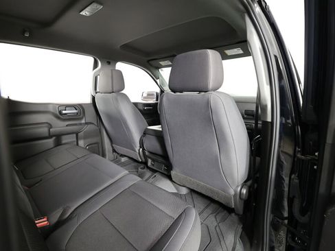 Used 2020 Chevrolet Silverado 1500 Custom w/ Custom Value Package image 19