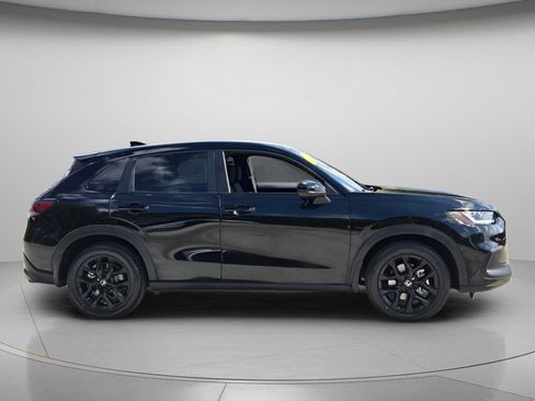 Used 2023 Honda HR-V Sport image 4