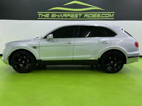 Used 2018 Bentley Bentayga AWD/4WD image 6