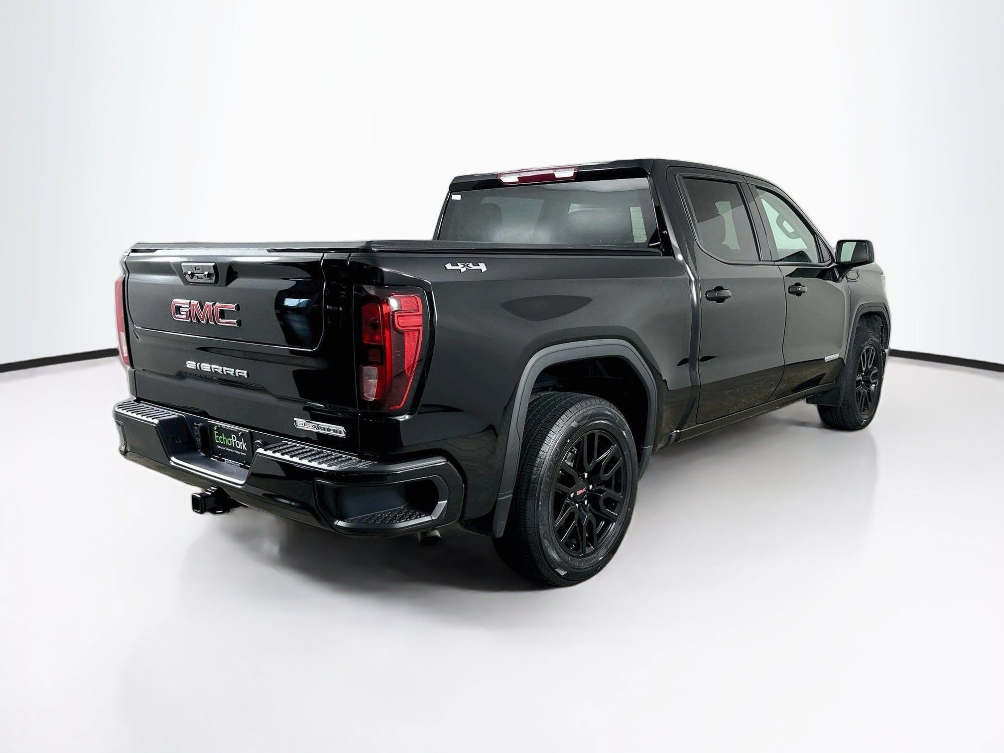 Used 2024 GMC Sierra 1500 Elevation AWD/4WD image 9