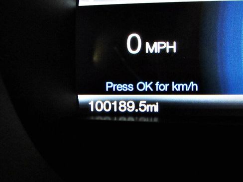 Used 2017 Ford Edge Titanium image 15