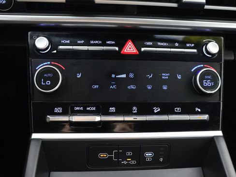 Used 2025 Hyundai Santa Fe XRT AWD/4WD image 15
