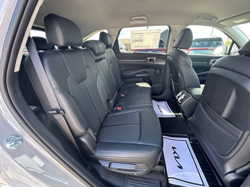 New 2026 Kia Sorento S AWD/4WD image 13