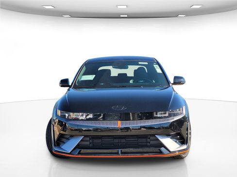 New 2025 Hyundai Ioniq 5 N Base image 2