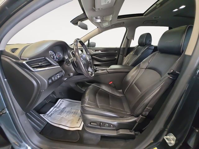 Used 2020 Buick Enclave Avenir w/ Avenir Technology Package AWD/4WD image 11