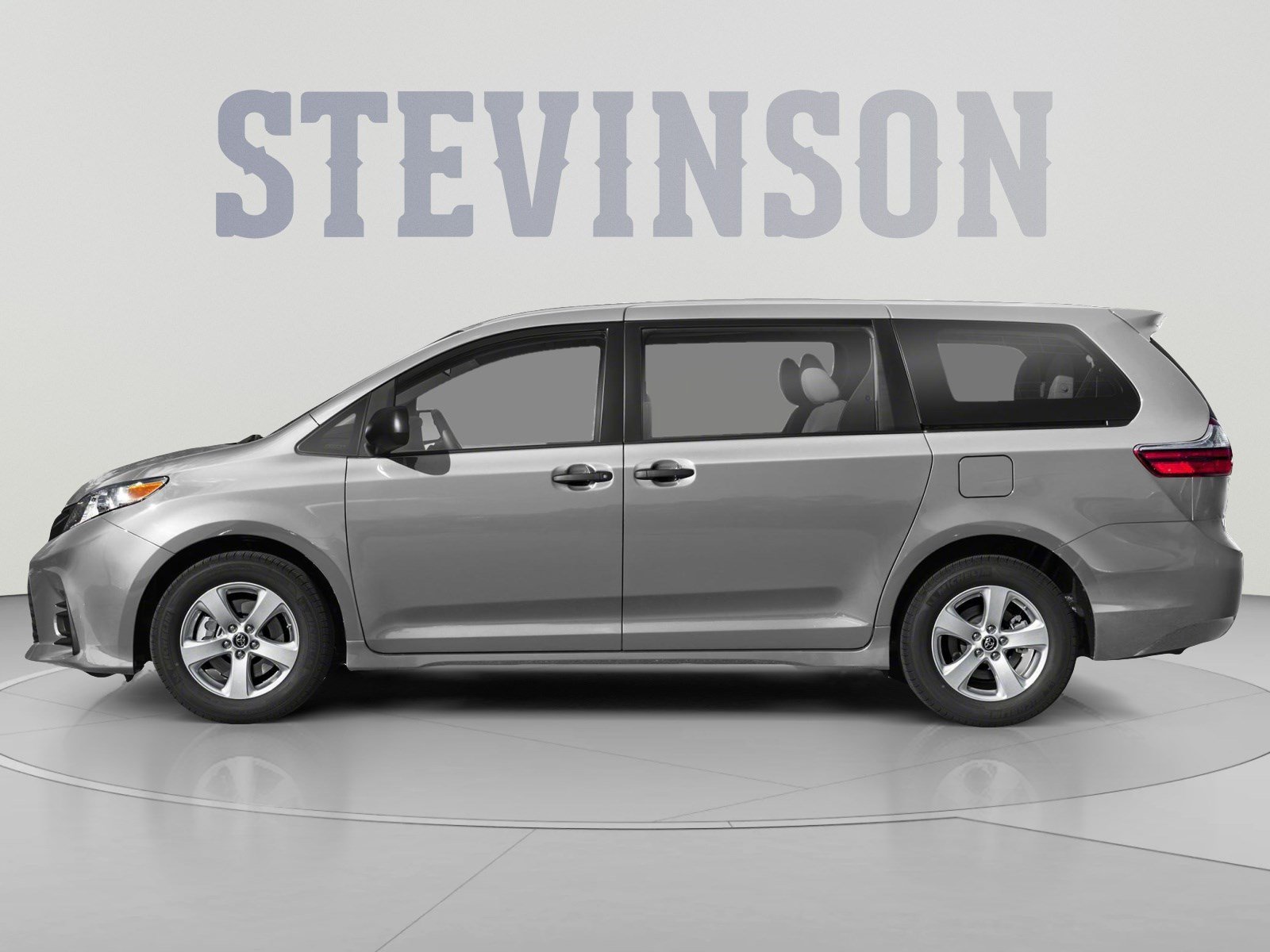 Used 2019 Toyota Sienna XLE FWD image 3
