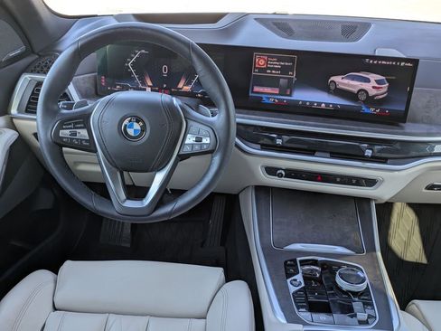 Used 2025 BMW X5 xDrive40i w/ Executive Package AWD/4WD image 29