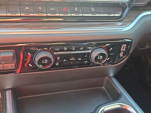 Used 2025 Chevrolet Silverado 1500 RST w/ Convenience Package II AWD/4WD image 24