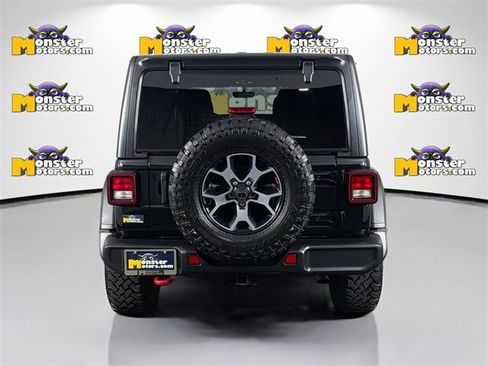 Used 2023 Jeep Wrangler Unlimited Rubicon w/ Cold Weather Group image 6