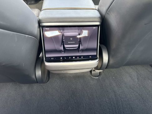 Used 2024 Tesla Model S image 15
