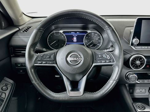 Used 2025 Nissan Sentra SV w/ All-Weather Package FWD image 18