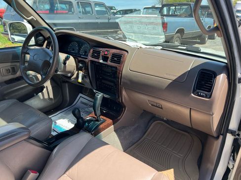 Used 2002 Toyota 4Runner Limited AWD/4WD image 21