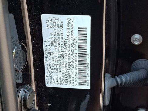 Used 2023 Honda Passport EX-L image 29